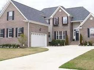 9859 Field Crest Dr, Apison, TN 37302