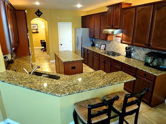 4th image of 1829 Grand Meadows Dr