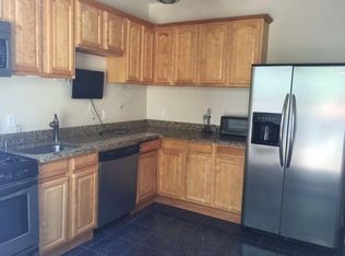 712 6th St APT 2R, Union City, NJ 07087