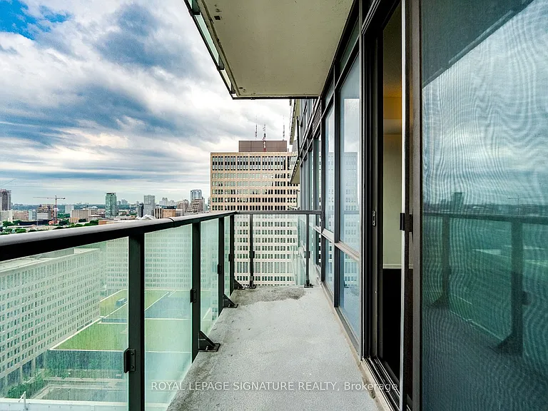 832 Bay St #2501 — Photo 9