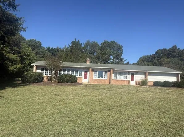 83 Red Hill Rd, Clarksville, VA 23927