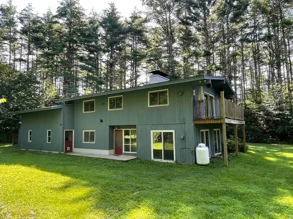 31 Harris Hill Road, Brookline, VT 05345