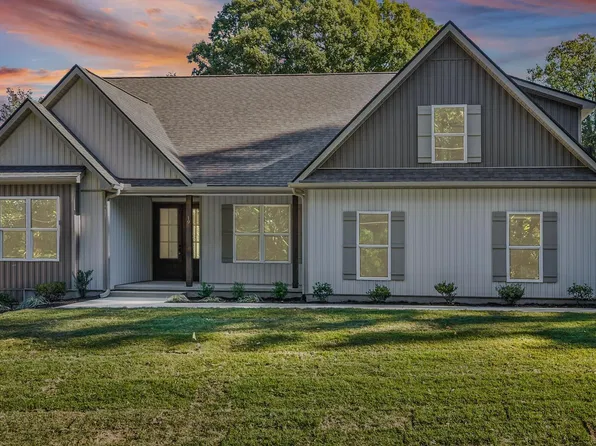19 Kimberly Dr, Travelers Rest, SC 29690