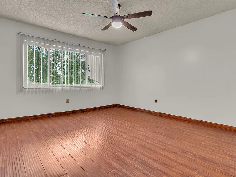 1428 Camelot Dr — Photo 27