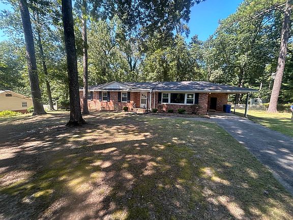 2nd image of 1427 Woodlawn Ave