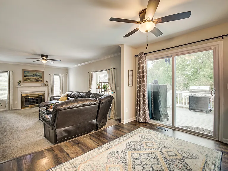 15744 Beau Ridge Dr — Photo 19