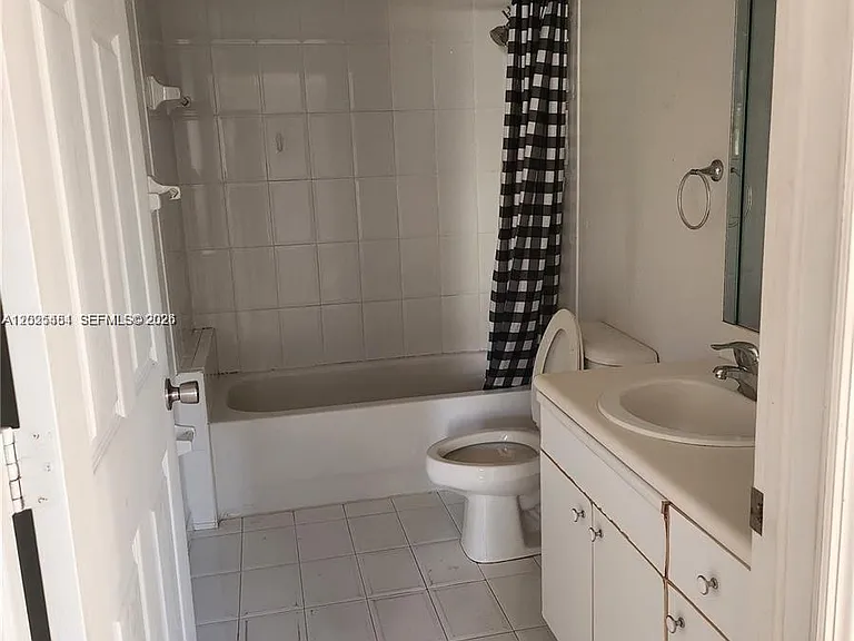 27310 SW 138th Ct #27310 — Photo 10