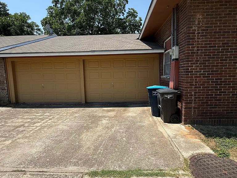 3428 Race St — Photo 11