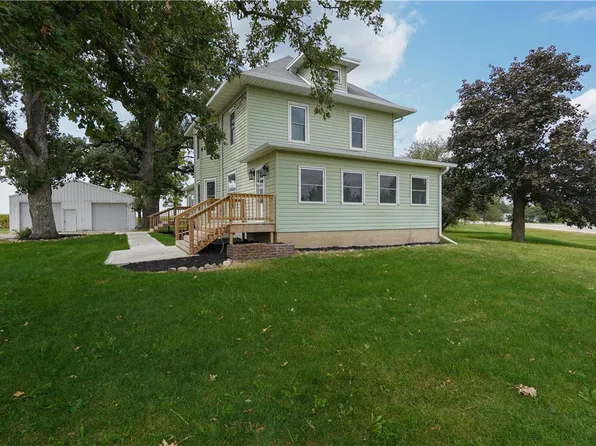 4323 Highway F36 W, Newton, IA 50208