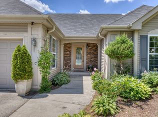 545 Kossow Rd, Waukesha, WI 53186