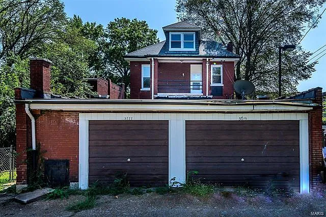 5779 Pershing Ave — Photo 44