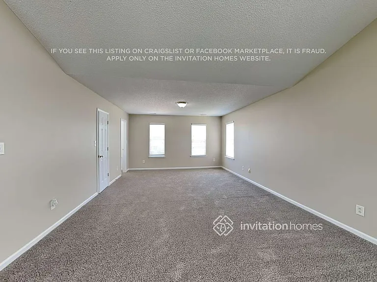 2921 Blueberry Dr — Photo 13