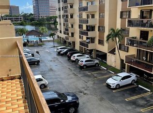 5249 NW 7th St APT 303, Miami, FL 33126
