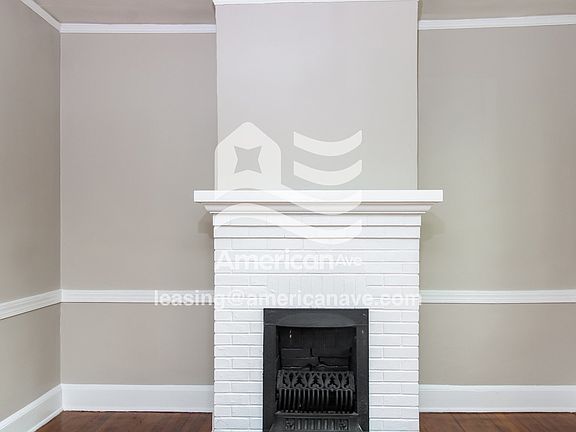 702443_004_living_room_12784007.jpg