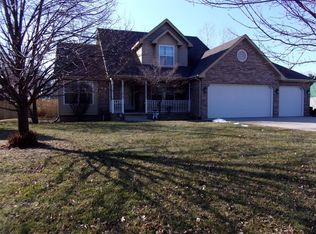 662 Baums Bridge Rd, Kouts, IN 46347