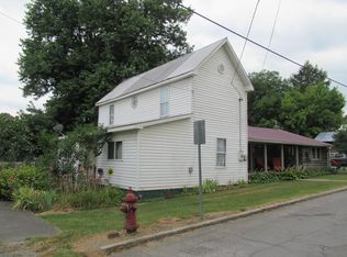 209 Walnut Ave, Alderson, WV 24910