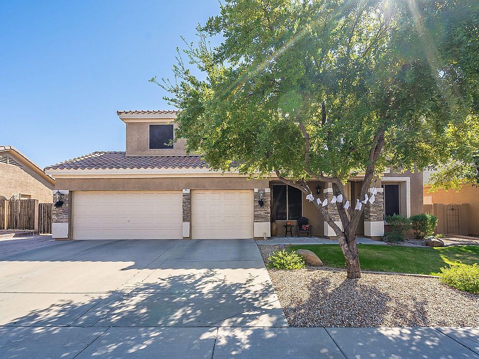1st image of 7413 W Honeysuckle Dr