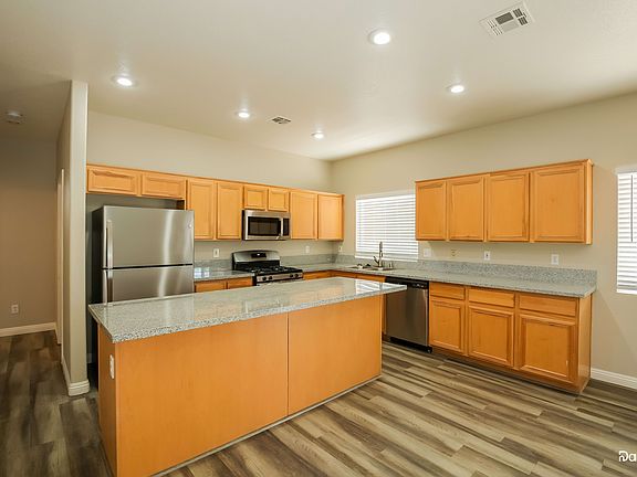 2nd image of 4119 Jessica Marie St