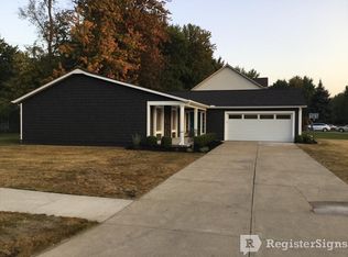6430 Dawson Blvd, Mentor, OH 44060