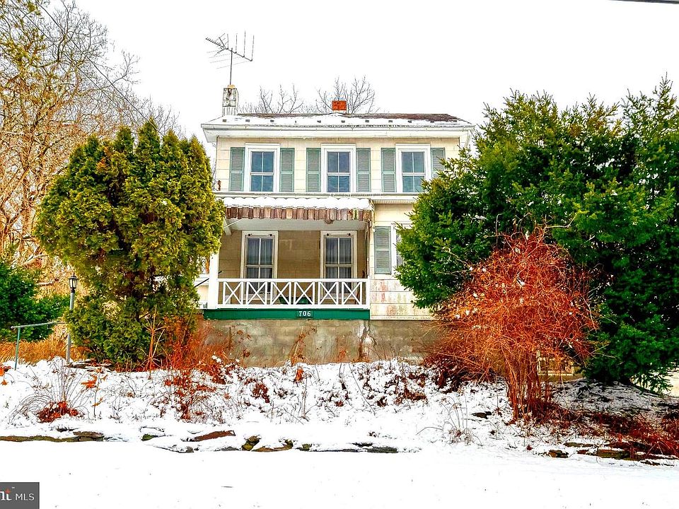 1st image of 706 Chestnut St