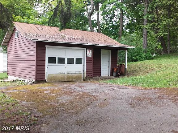 Image 4: : Garage/Storage