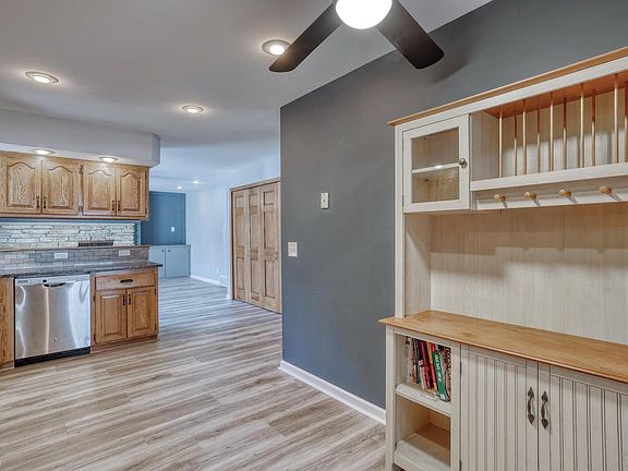 5th image of 6438 Sycamore STREET