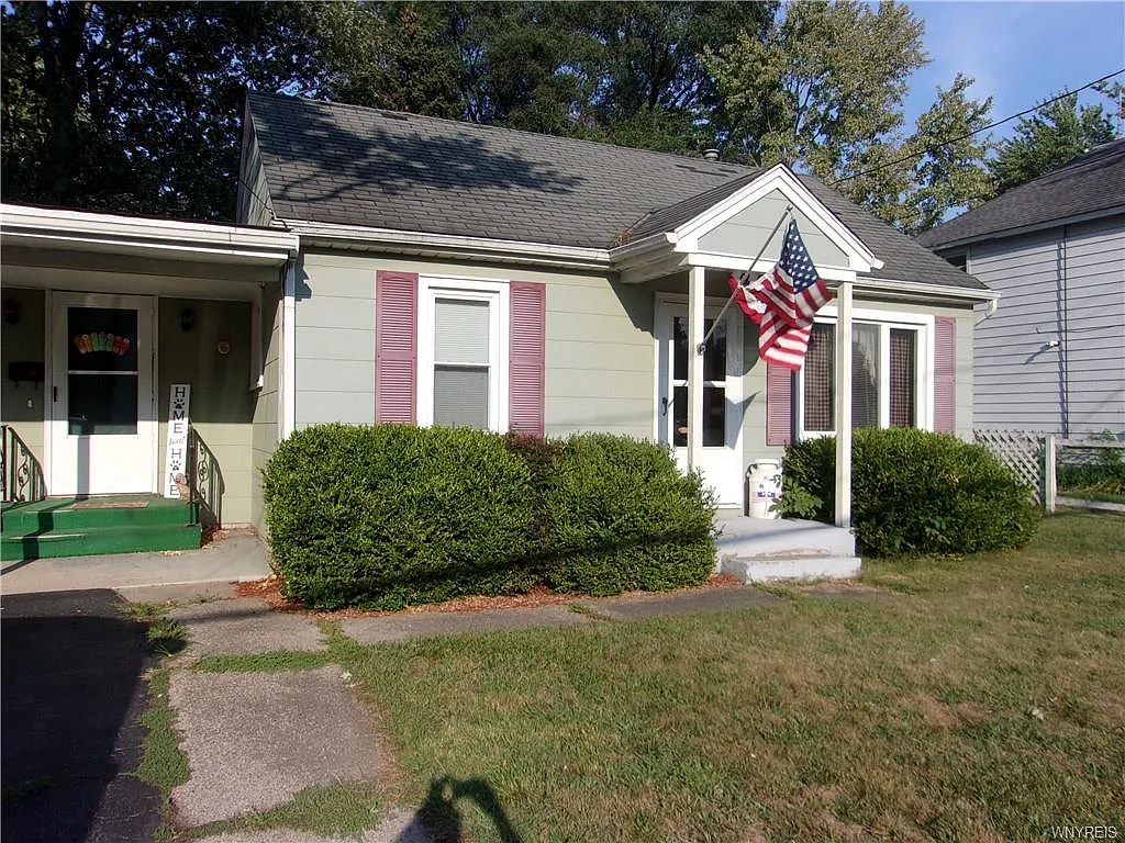 2761 West Ave photo 1