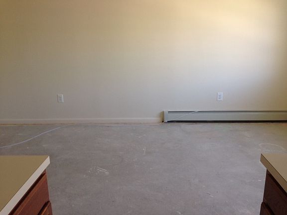 4th image of 136 Beach 62nd St #58