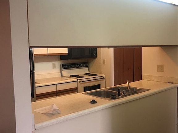 3rd image of 810-920 Benton Dr #910-34