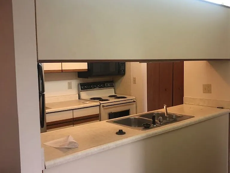 810-920 Benton Dr — Photo 7