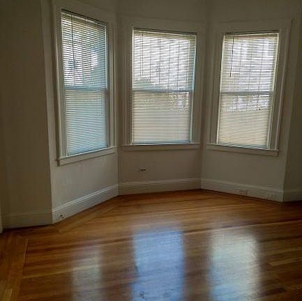 3rd image of 3616 18th St Unit 2