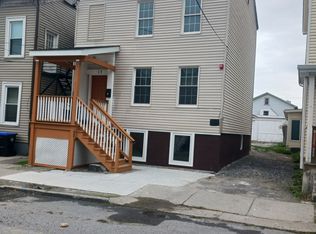 17 Conklin St, Poughkeepsie, NY 12601