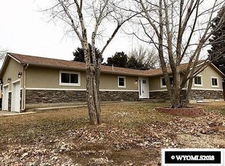 1067 Durango Dr, Douglas, WY 82633