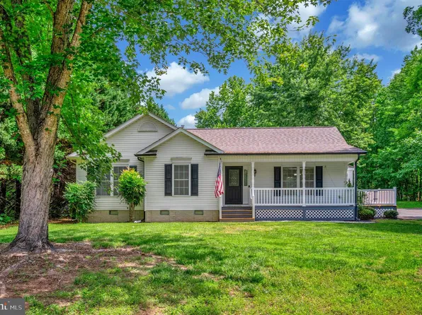 9641 Pamunkey Dr, King George, VA 22485