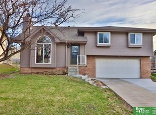 12939 Hartman Ave, Omaha, NE 68164