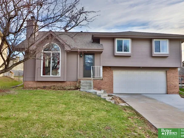 12939 Hartman Ave, Omaha, NE 68164