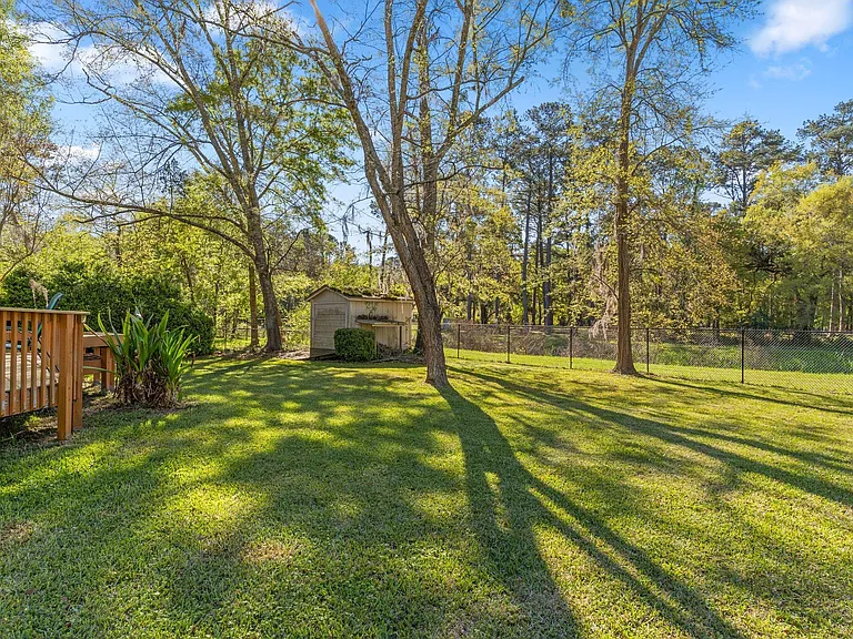 3213 Shimmy Ln — Photo 25