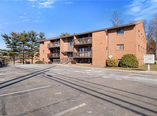 1203 Dutilh Rd APT 12, Cranberry Township, PA 16066