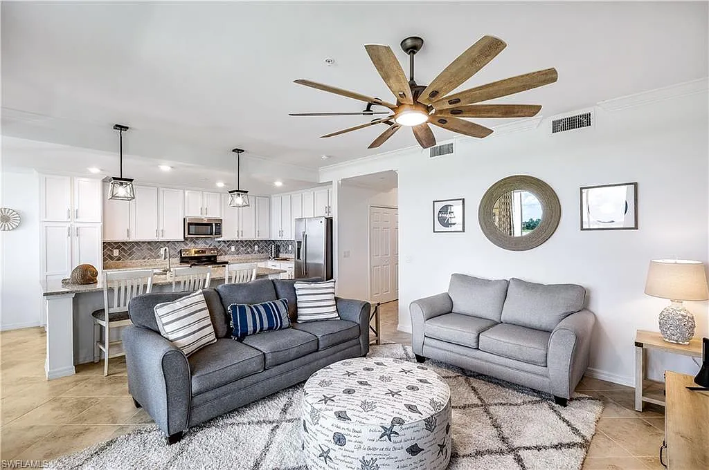 2 bed, 2.0 bath, 1170 sqft, $6,000 — Photo 2
