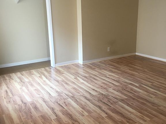 2nd image of 1640 Bay St APT 203