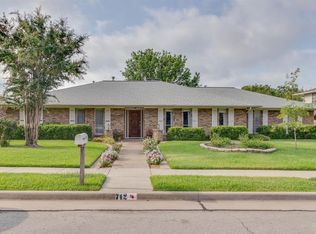 712 Murl Dr, Irving, TX 75062