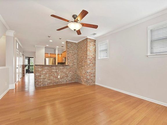 4th image of 380 Grant Cir SE Unit 111