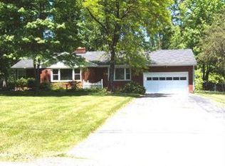 260 Deer Trail Ave, Canfield, OH