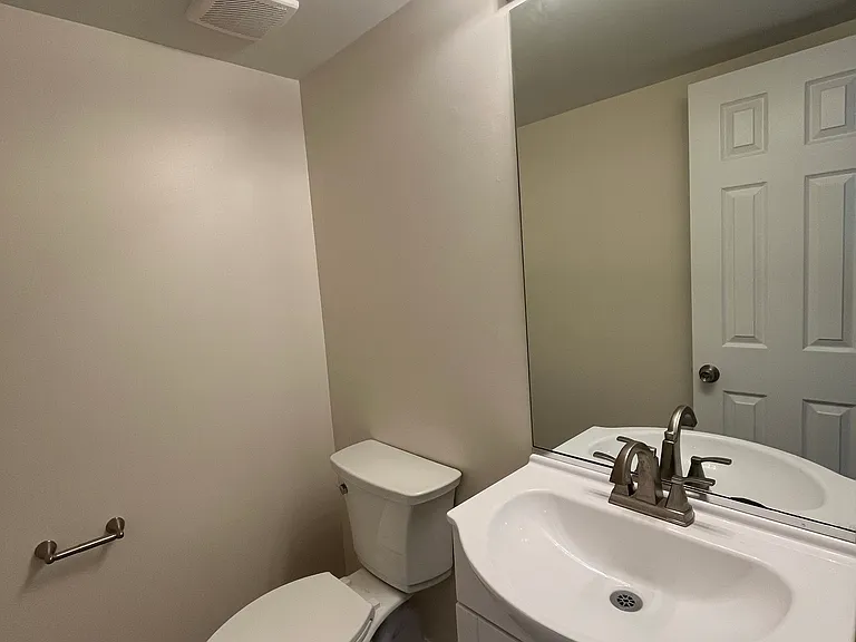 7724 Chatfield Ln — Photo 40