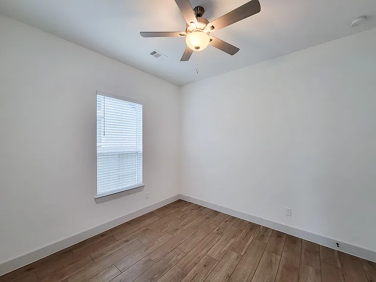 5023 Golden Peach Rd — Photo 43