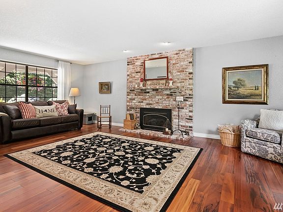 5th image of 6805 249th Street Ct E