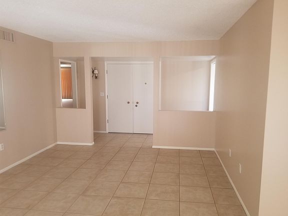 4th image of 9926 W Caron Dr