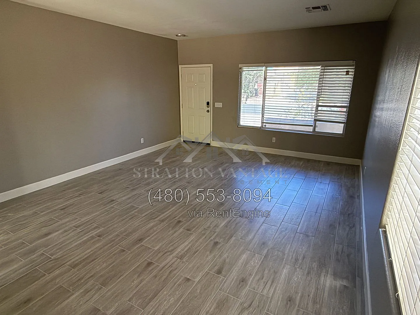 4 bed, 2.5 bath, 2111 sqft, $2,100 — Photo 4