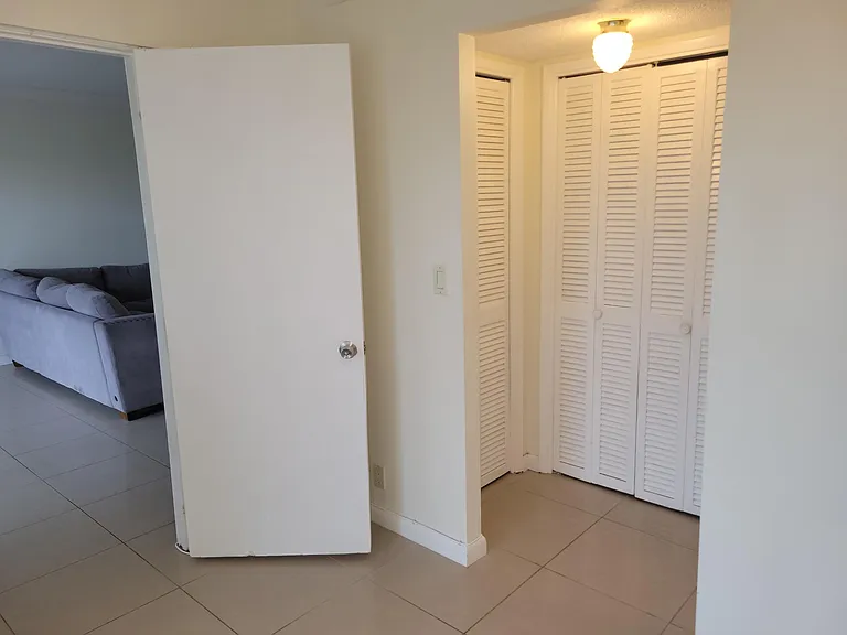 3050 N Palm Aire Dr #508 — Photo 18