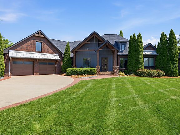 3rd image of 100 Bellavista Ct